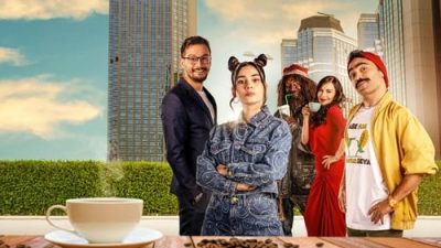 Adım Başı Kafe 1.Sezon 8.Bölüm izle