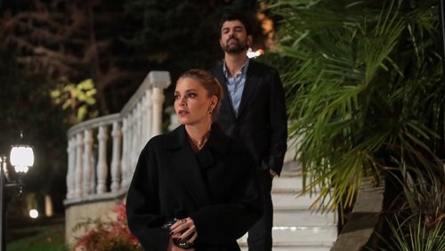 Enfes Bir Akşam 1.Sezon 1.Bölüm izle